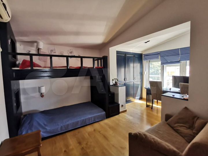 3-к. квартира, 90 м² (Черногория)