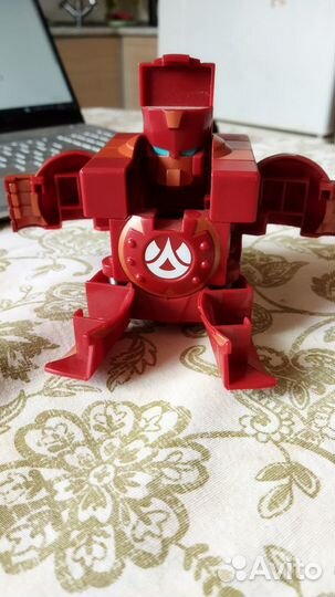 Продам Bakugan Zoack pyrus Большой