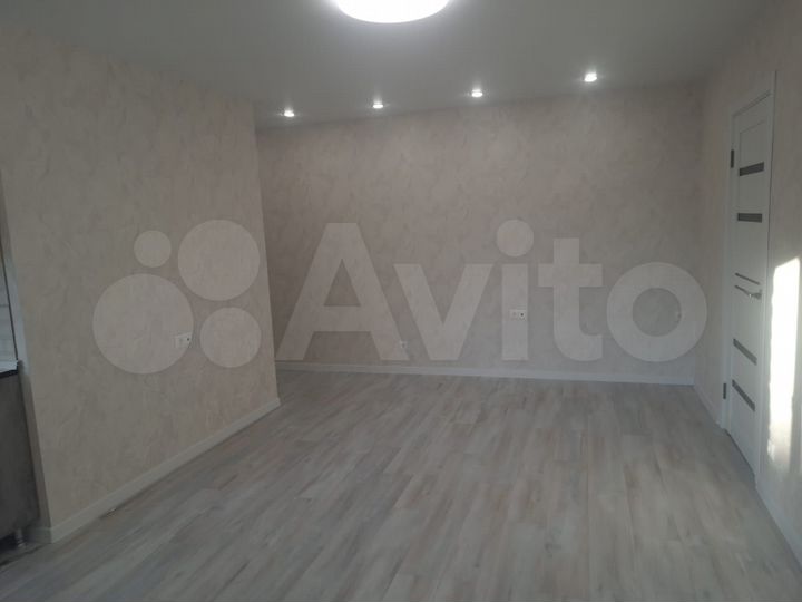 2-к. квартира, 42,7 м², 3/5 эт.