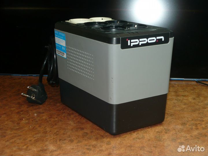 Бесперебойник (UPS) Ippon Back Verso 600