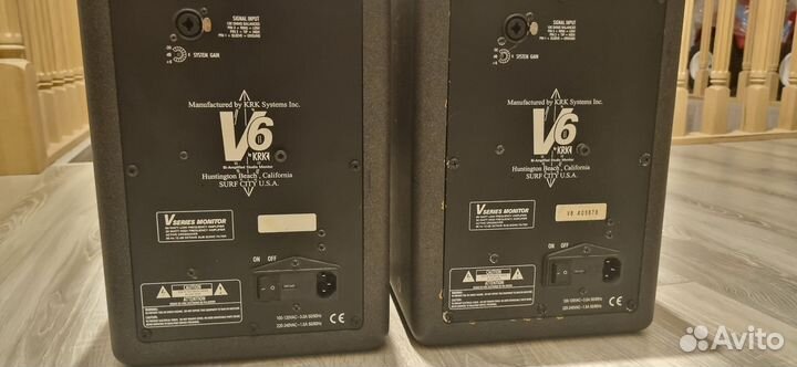 Студийные мониторы KRK v6