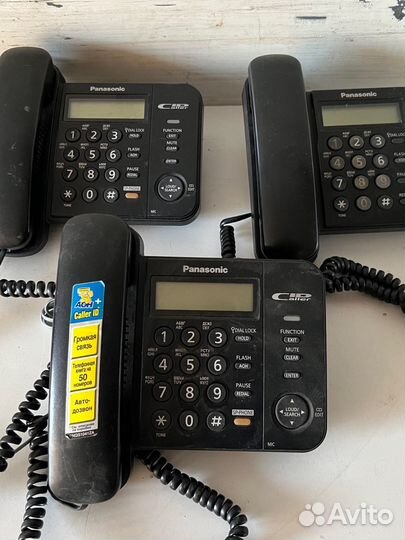 Телефон Panasonic KX-ts2358ru