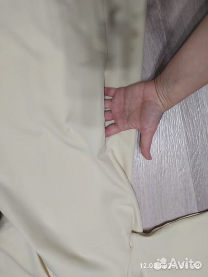 Платье 46 размер молочного цвета