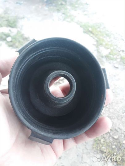 Датсун Он-до пыльник фары 142823-02 Hella