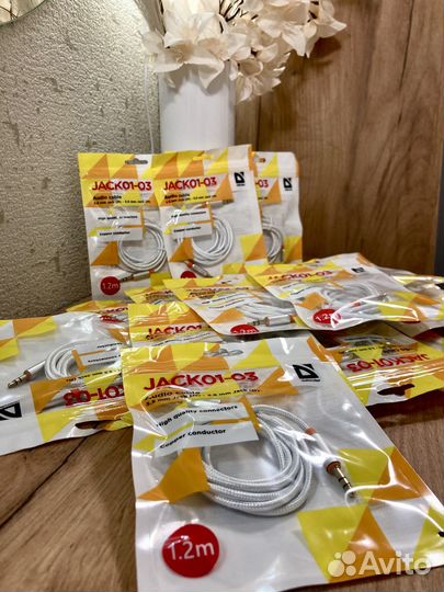 Продам кабель AUX