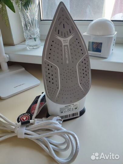 Утюг Polaris pir 2483k