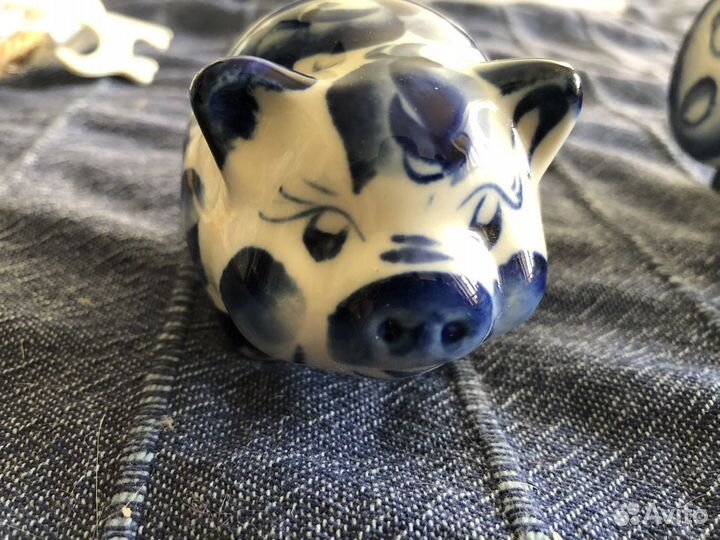 Фигурки гжель поросята