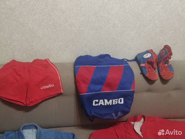 Самбовка для мальчика на рост примерно 140-145