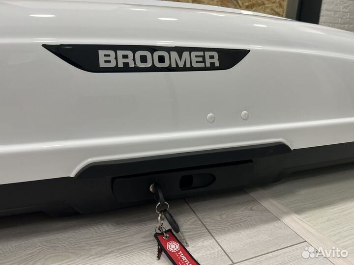 Бокс на крышу Broomer Venture LS (450 л.)