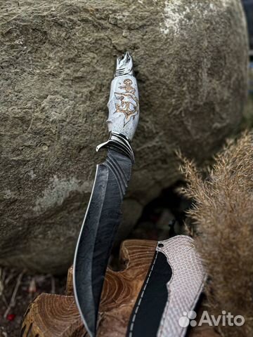 Нож акула дамаск