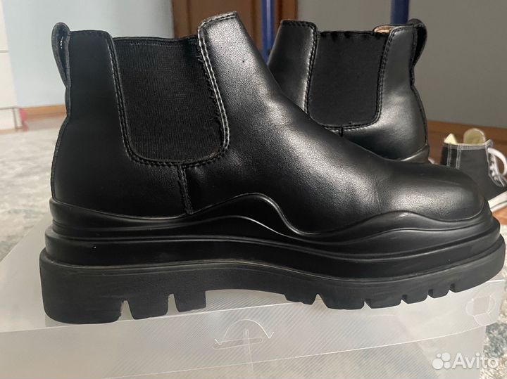 Ботинки осенние женские 39 размер