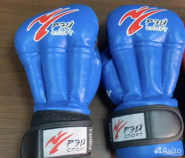 Перчатки для рукопашного боя