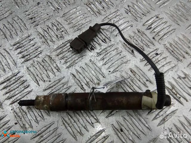 Форсунка Volkswagen Golf 3 2000 028130202Q