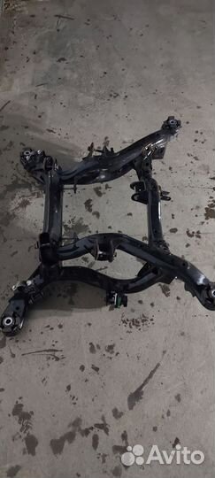 Задний подрамник Porsche Cayenne 958