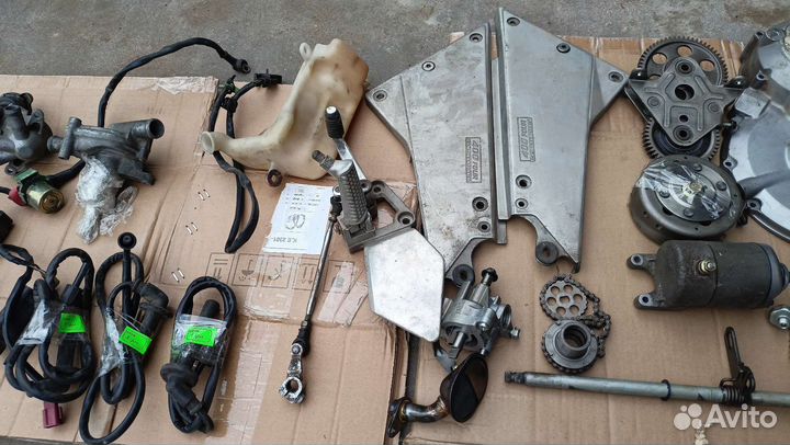 Запчасти Honda CB-1 (двигатель NC23E)