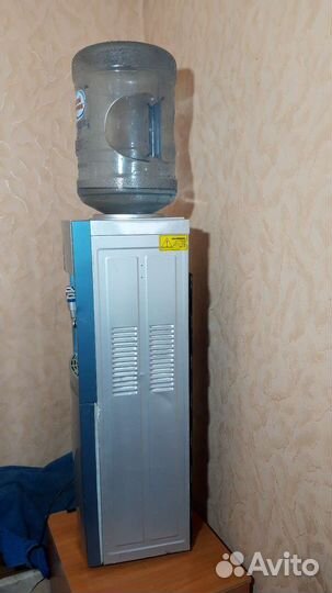 Кулер для воды Ecotronic H1-LF с холодильником