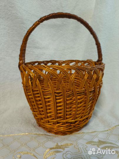 Корзины плетеные из лозы