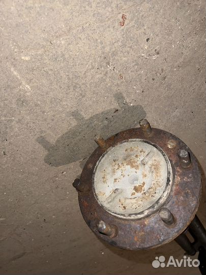 Полуось задняя Toyota Hilux Surf 130 МКПП