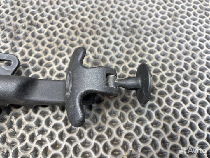 Ручка открывания форточки левая Dodge Voyager