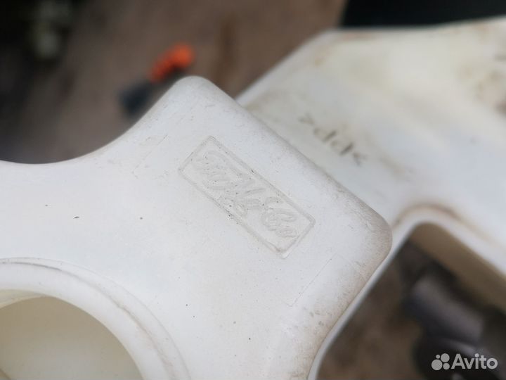 Главный тормозной цилиндр Mazda 3 Bk