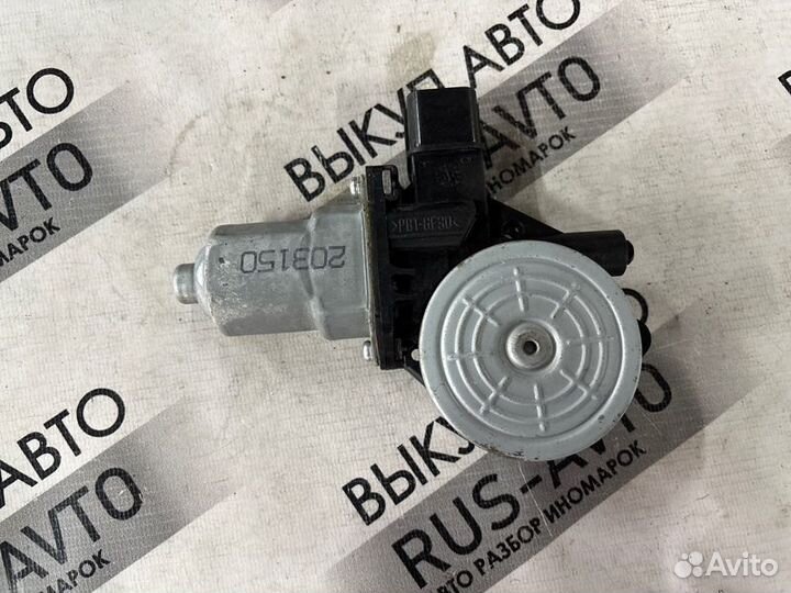 Моторчик стеклоподъемника задний правый Mitsubishi