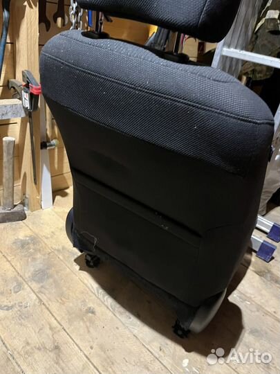 Сиденье переднее правое toyota camry