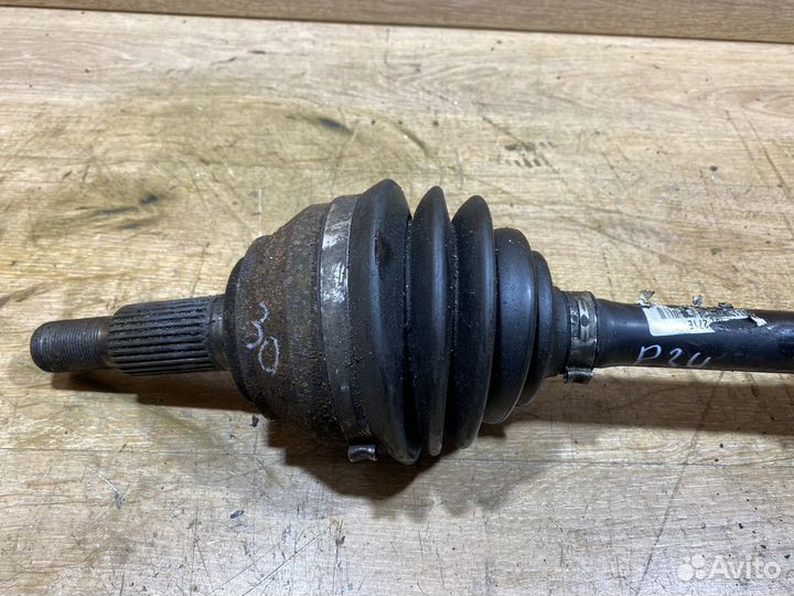 Приводной вал правый VW Touareg GP 4,2 АКПП P34