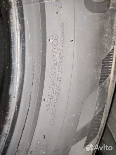 Kumho Ecsta HS52 235/55 R17 103W