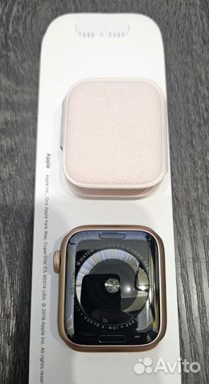 Часы apple watch 5 40 mm