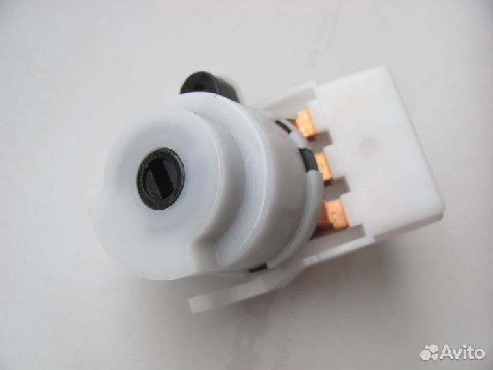 Контактная группа замка зажигания Mazda 626, MX6