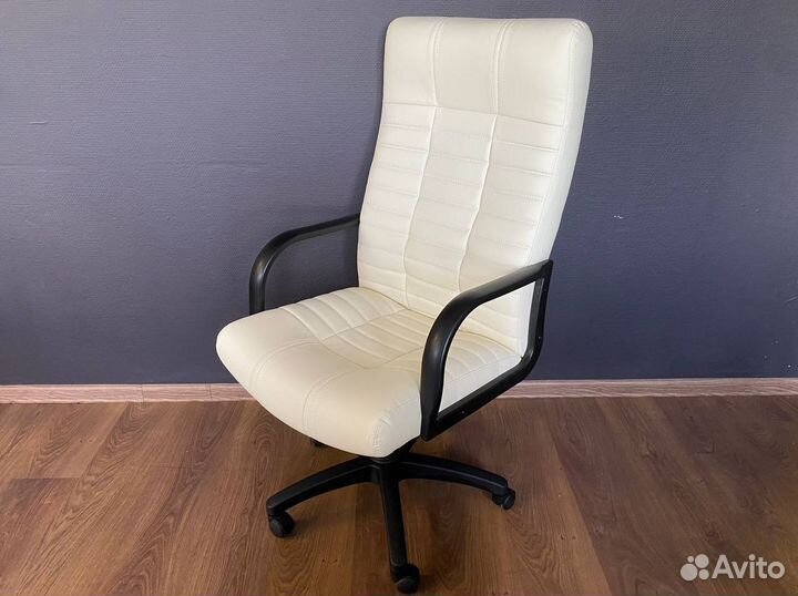 Компьютерное кресло