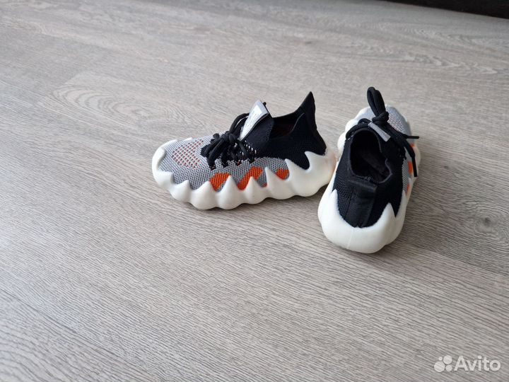 Yeezy Boost детские(новые)