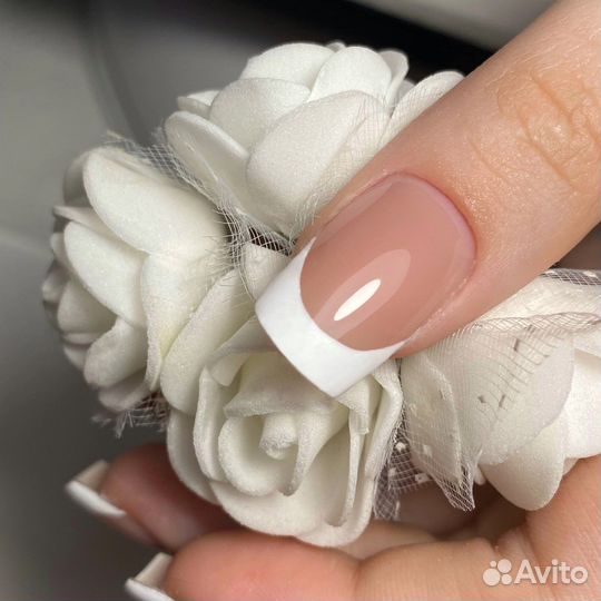 Мастер маникюра и педикюра