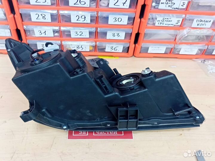 Фара левая lexus RX 300/330/350/400H 2003-2009