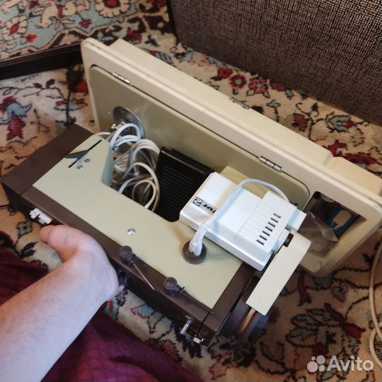 Швейная машина Veritas