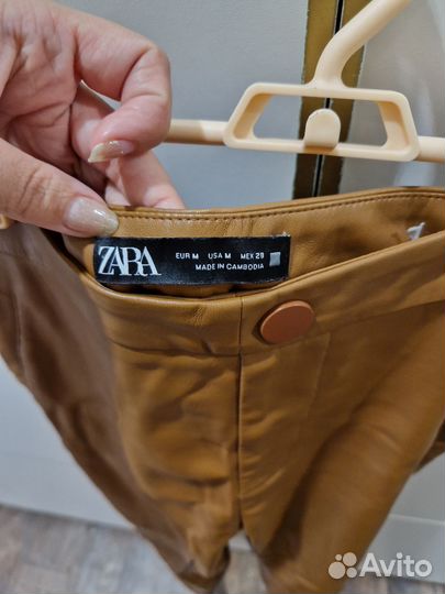 Кожаные штаны zara