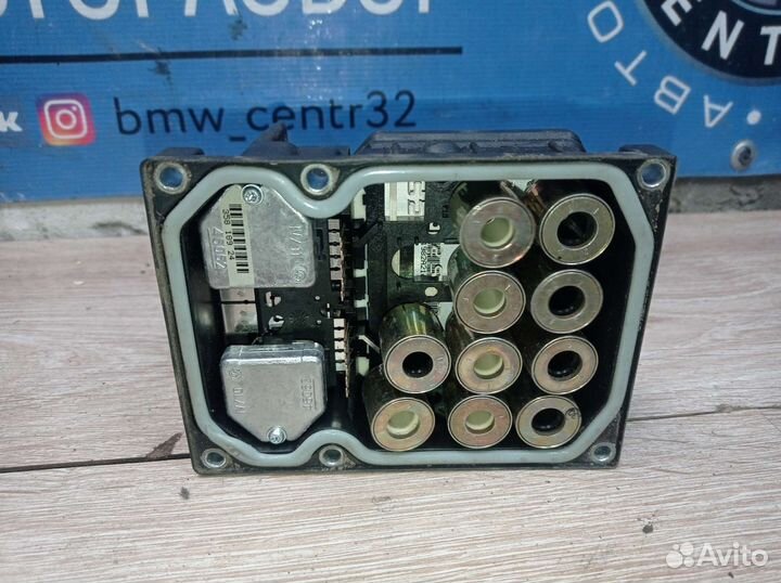 Блок абс на BMW 5 Е39 001