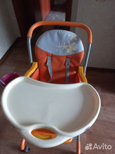 Детский стол и стульчик