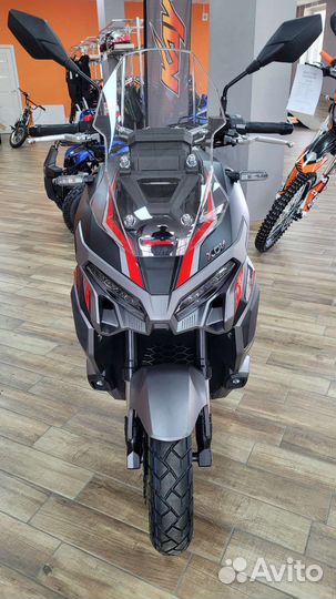 Макси скутер regulmoto xdv