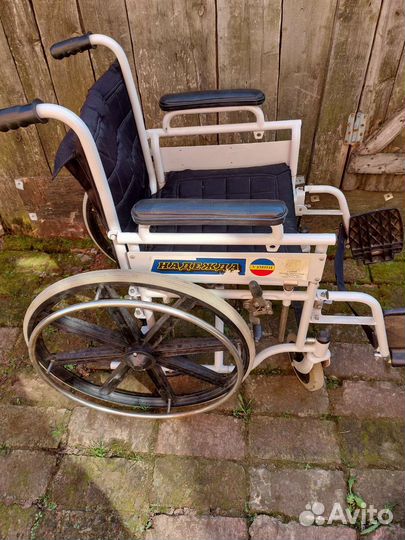 Инвалидная коляска складная бу