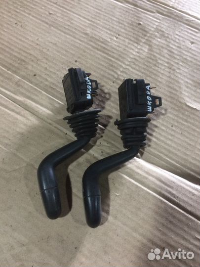 Переключатель дворников Skoda Filicia 1998