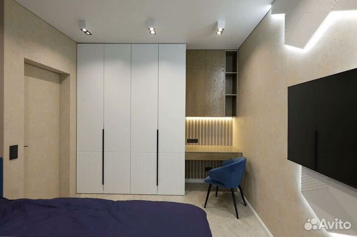 Шкаф распашной с полками