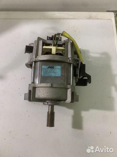 Двигататель стиральной машины Электролюкс