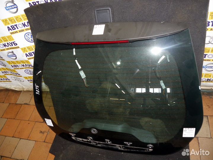 Крышка багажника Вольво C30