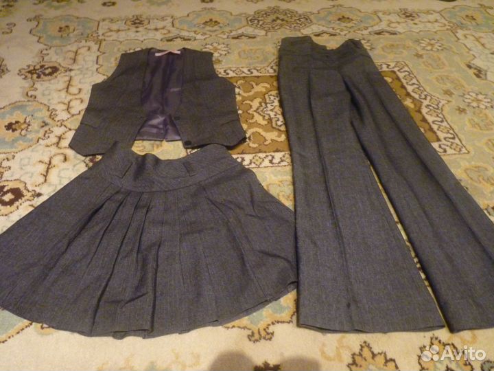 Продам школьную форму