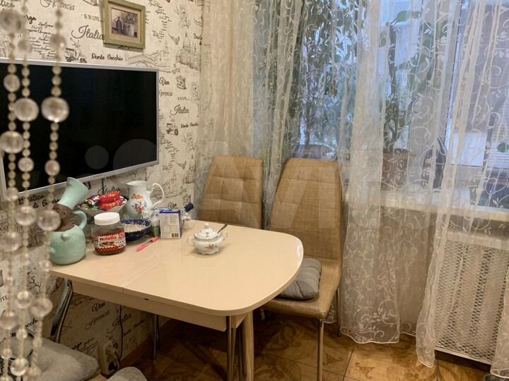 2-к. квартира, 51 м², 4/10 эт.