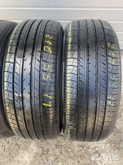 Yokohama dB Decibel E70 215/55 R17