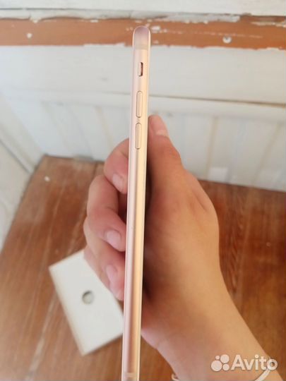 Телефон iPhone 8 plus