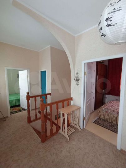 4-к. квартира, 82 м², 2/2 эт.