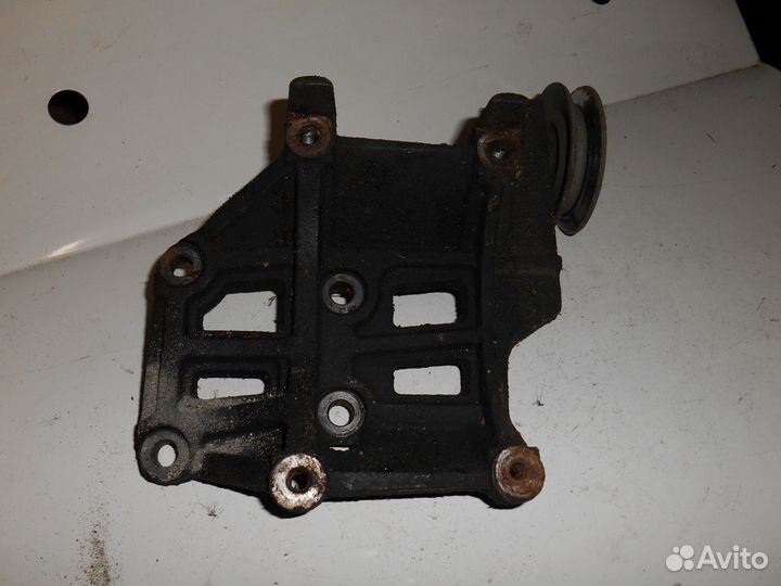 Кронштейн кондиционера Шевроле Ланос Lanos